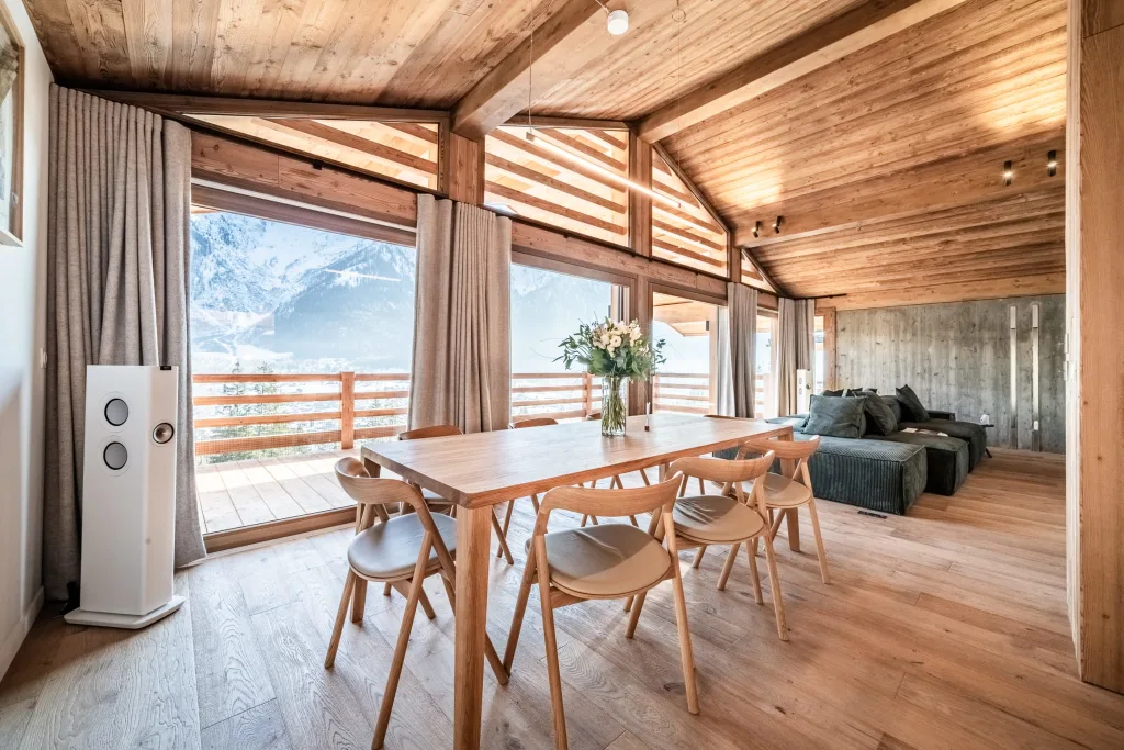 Chalet Foxden — Chamonix — 3/11