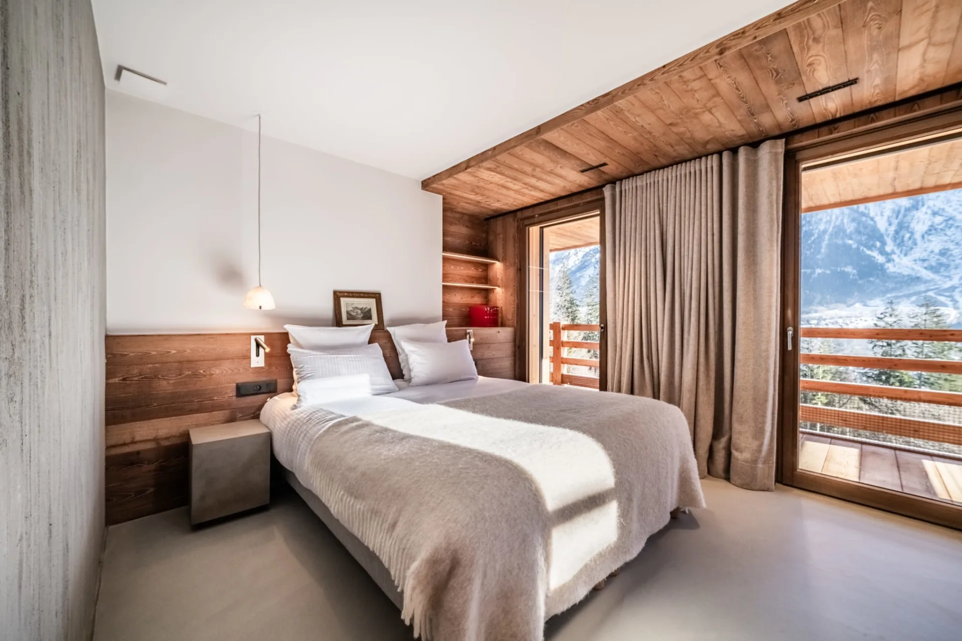 Chalet Foxden — Chamonix — 6/11